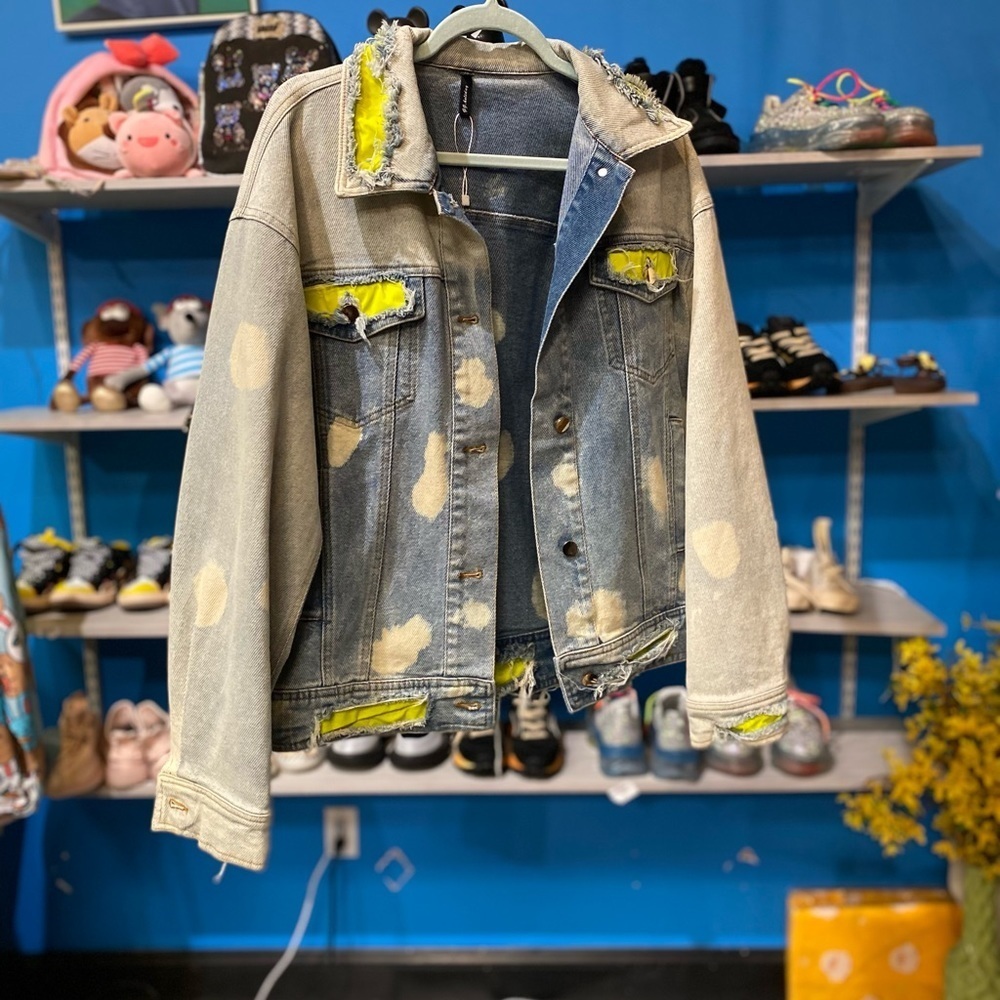 Jacket - Picture 2 of 6